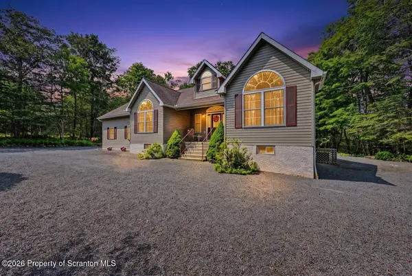 171 Delbert Drive, Gouldsboro, PA 18424