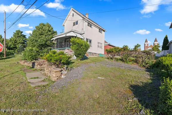 3341 Pittston AVE, Moosic, PA 18507