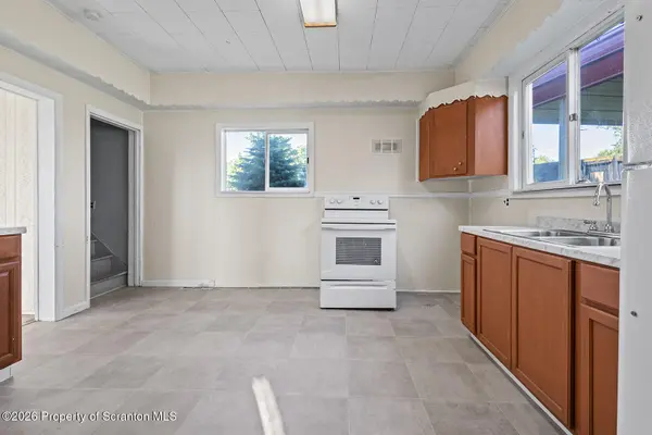 3341 Pittston AVE, Moosic, PA 18507