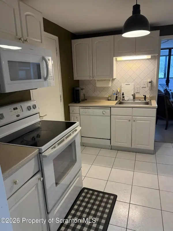 550 Clay AVE #10 D, Scranton, PA 18510