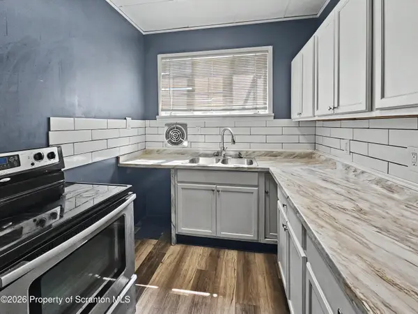 828 Cedar AVE #1st Fl, Scranton, PA 18505