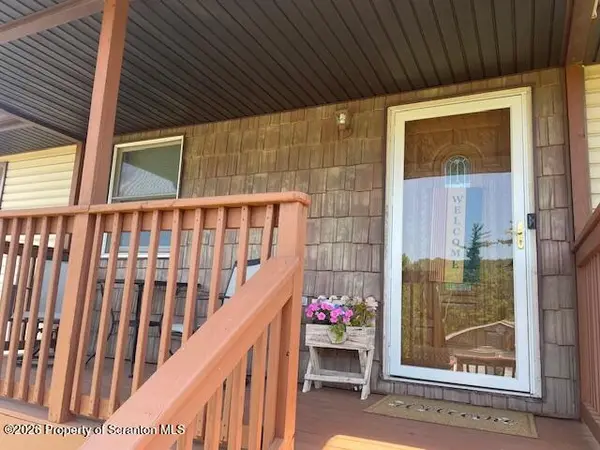 335 Bailey ST, South Abington Twp, PA 18411