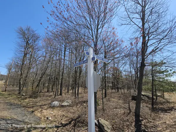 Crooked Stick LN, Hazle Twp, PA 18202