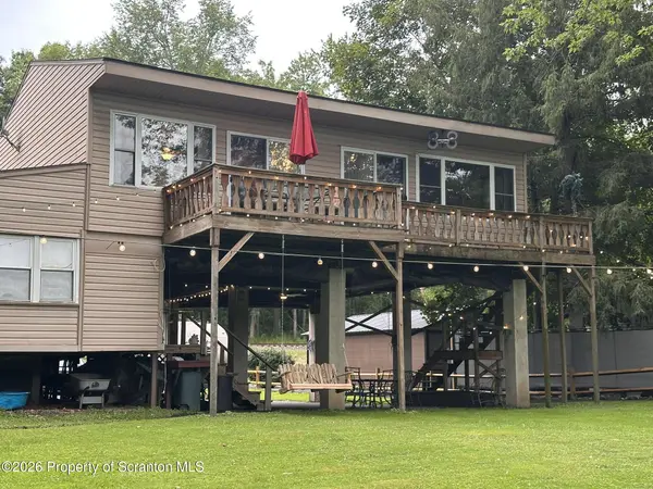 177 Lott RD, Meshoppen, PA 18630