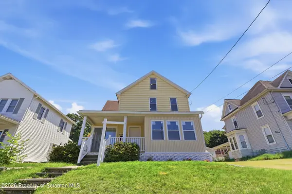 526 South ST, Avoca, PA 18641