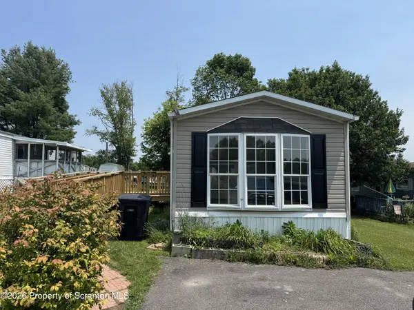 319 Ayla LN, Dalton, PA 18414