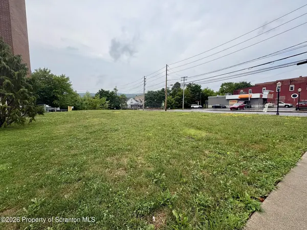 48 S Main ST, Carbondale, PA 18407