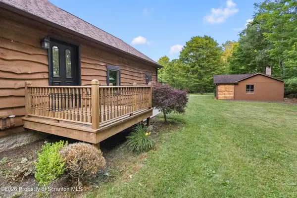1225 Becks Crossing RD, Madison Twp, PA 18444