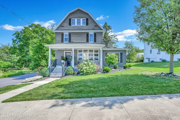 417 Sherwood AVE, Dunmore, PA 18512