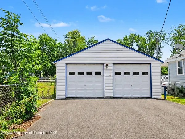 513 Melrose AVE, Clarks Summit, PA 18411