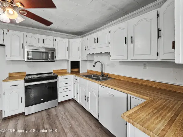 513 Melrose AVE, Clarks Summit, PA 18411