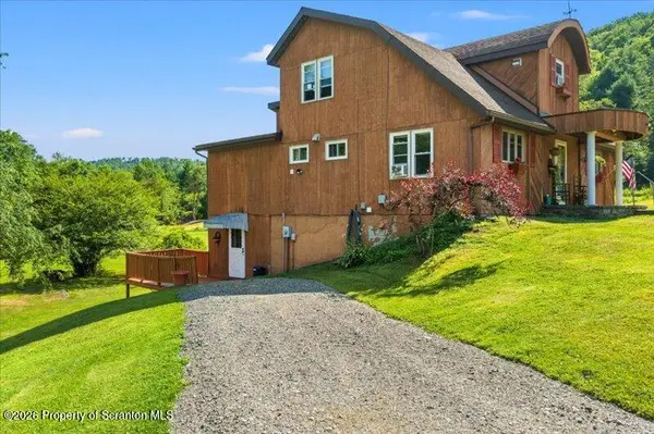 18 Columbus AVE, Susquehanna, PA 18847