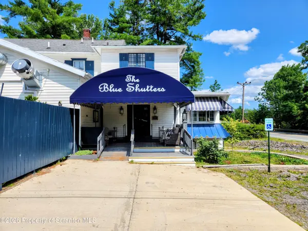 200 Memorial DR, Elmhurst, PA 18444
