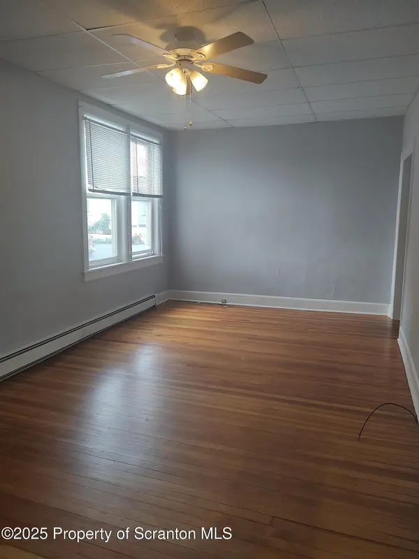 1019 Delaware ST #1st Flr, Scranton, PA 18509