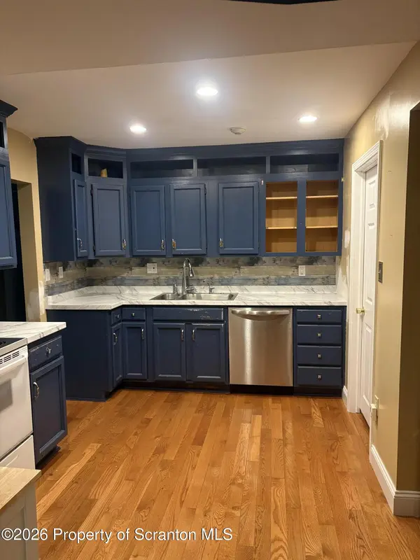 82 Deer Laurel Ests RD, Lake Ariel, PA 18436