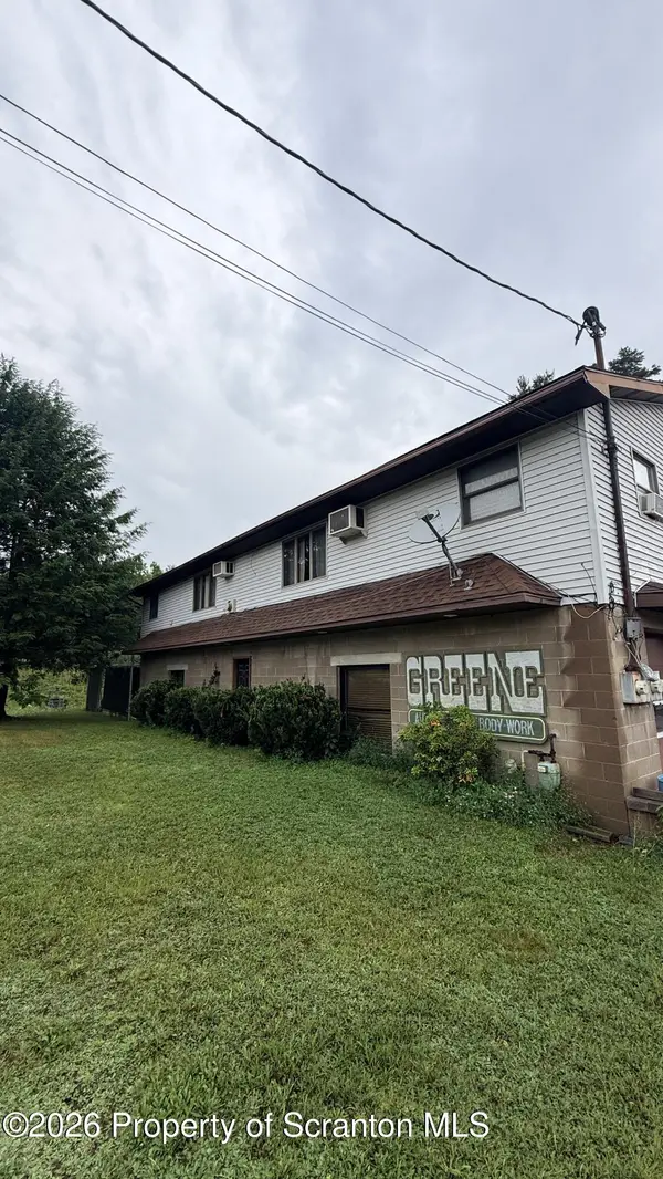 559 Penn AVE, Mayfield, PA 18433