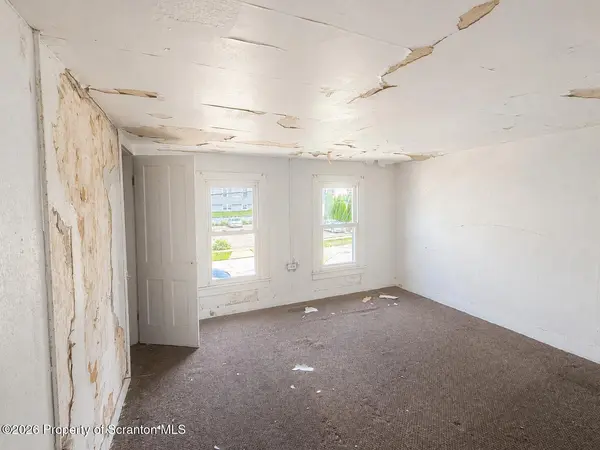 332 New York ST, Scranton, PA 18509