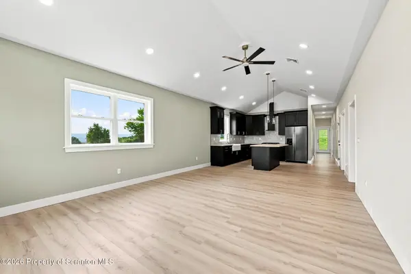 1270 Franklin ST, Old Forge, PA 18518
