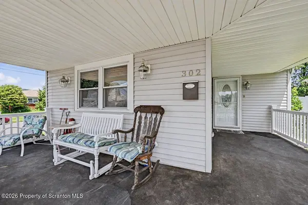 302 Kennedy ST, Old Forge, PA 18518