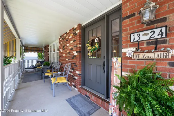 1324 Watson ST, Scranton, PA 18504
