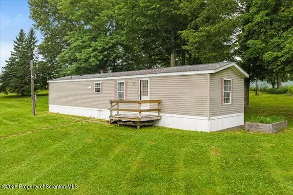 18 Lakeview RD, Susquehanna, PA 18847
