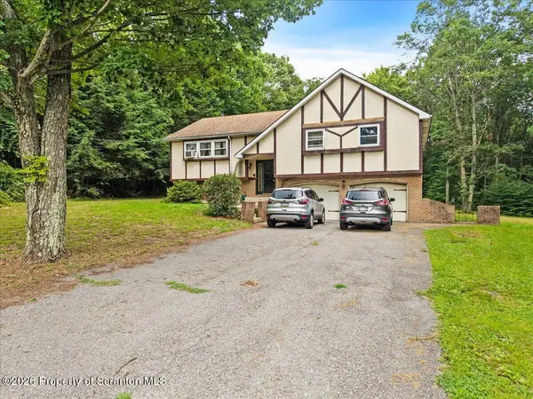65 Anderson DR, Lehighton, PA 18235