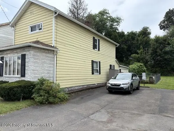 334 Railroad AVE, Scranton, PA 18505