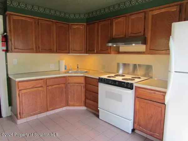 43 College AVE #2, Factoryville, PA 18419