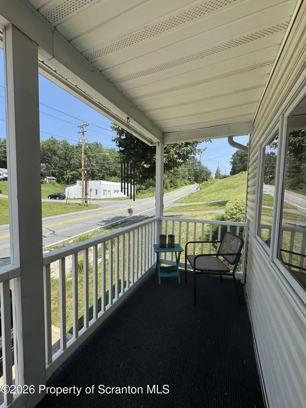 588 Main ST, Eynon, PA 18403