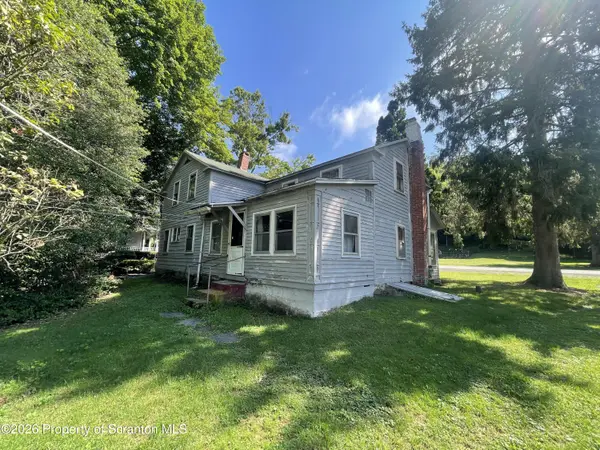 303 N Turnpike RD, Dalton, PA 18414