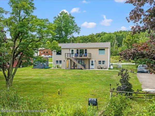 16523 Pennsylvania 706, Montrose, PA 18801