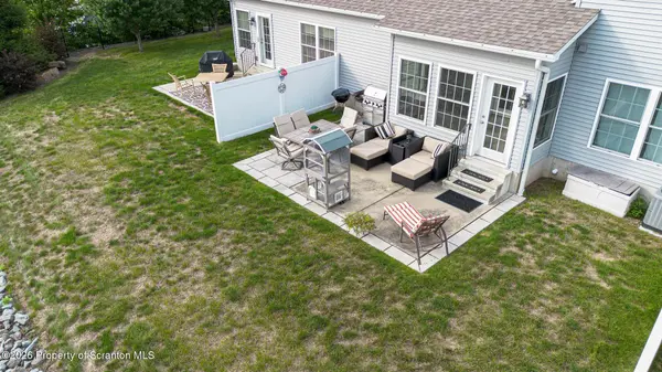 105 Forest DR, Eynon, PA 18403