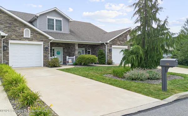 105 Forest DR, Eynon, PA 18403