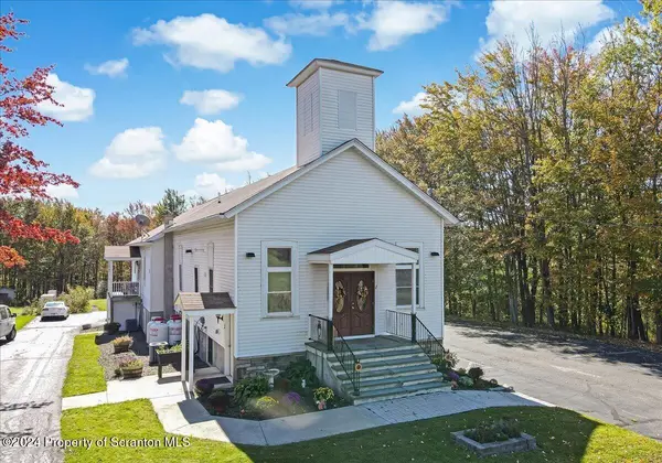 186 Ledgedale RD, Lake Ariel, PA 18436