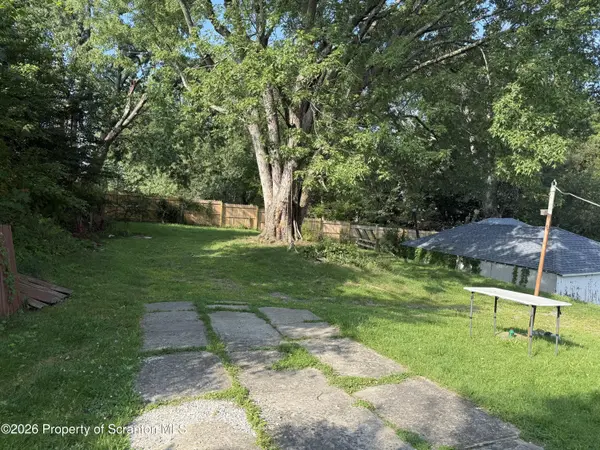 2013 Jackson ST, Scranton, PA 18504