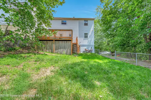 1019 Mark AVE, Scranton, PA 18510