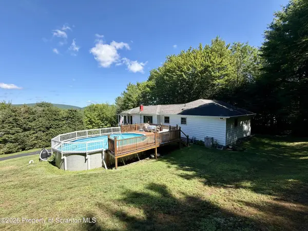 4 Harrison AVE, Carbondale, PA 18407