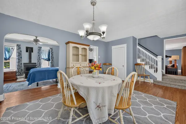 40 Oak ST, Nicholson, PA 18446