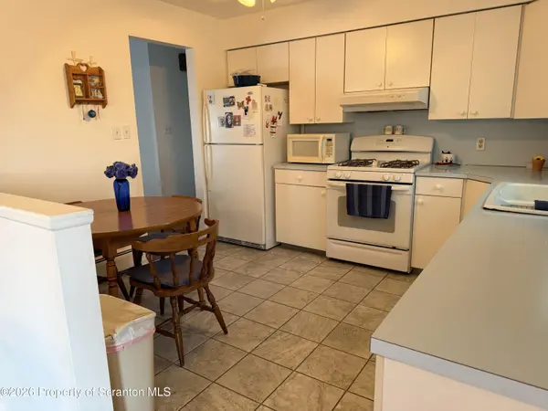 165 Taroli ST, Old Forge, PA 18518