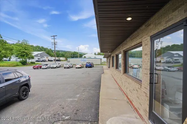 46 N Scott ST, Carbondale, PA 18407