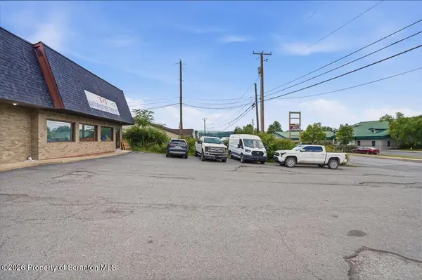 46 N Scott ST, Carbondale, PA 18407