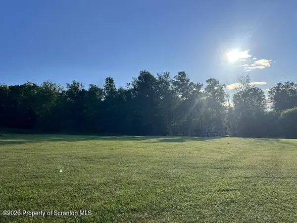840 Maplewood 43.3 acres RD, Lake Ariel, PA 18436