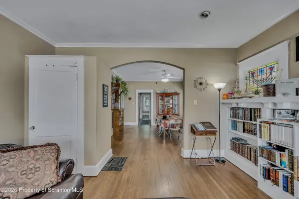 1004 Monroe AVE, Scranton, PA 18510