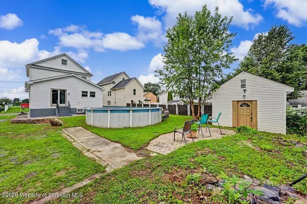 811 Murray ST, Throop, PA 18512