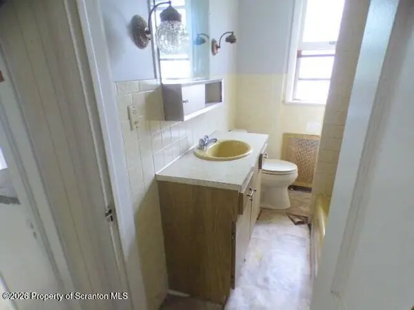 1319 S Irving AVE, Scranton, PA 18505