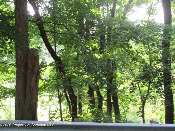 Old State RD, Clarks Summit, PA 18411