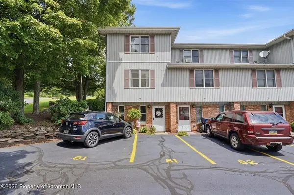81 Abington Gardens DR, South Abington Twp, PA 18411