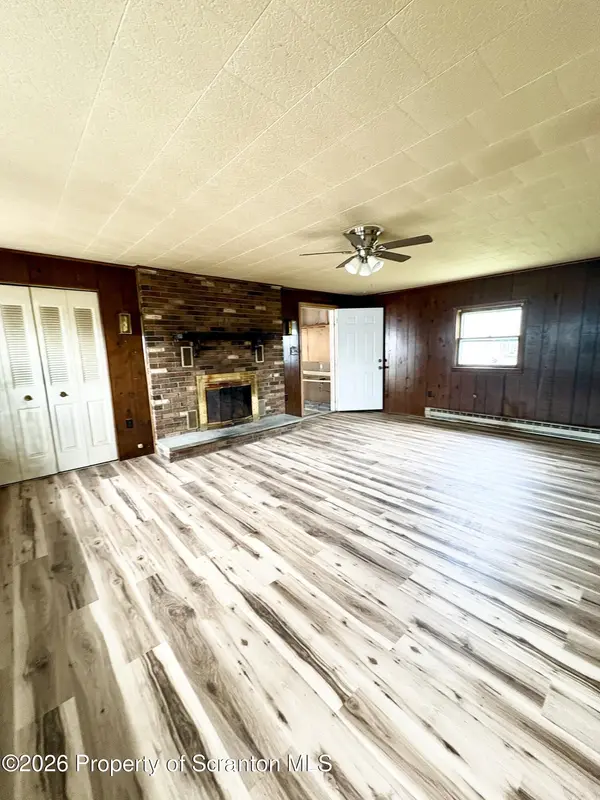 25 Rose ST, Hallstead, PA 18822