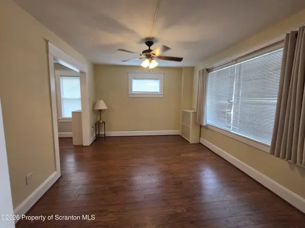 1002 Monroe AVE, Scranton, PA 18510