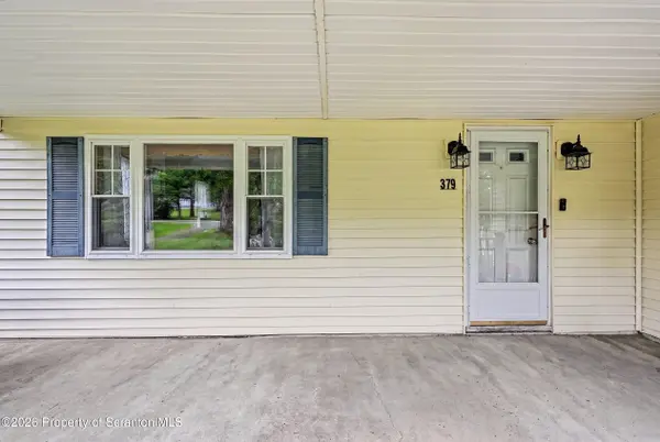 379 Daleville HWY, Covington Twp, PA 18444